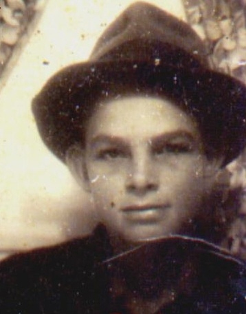 clyderoach.jpg